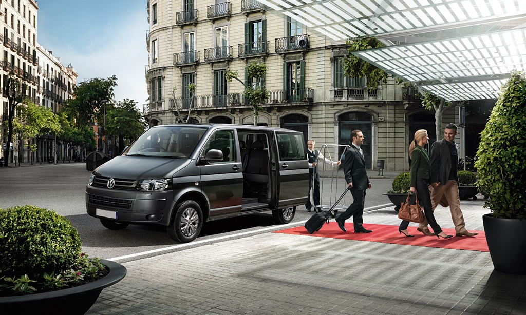 Budapest Airport, Airport taxi, Car, Bus, Road, Train, Rail, Drive, Get to, Get from, Budapest to, Hungary, from Budapest, Airport, to Budapest, from Budapest to, Transfer, Travel, Transport, Moving, to Hungary, from Hungary, Budapest, Taxi, Plane, Station, Hotel